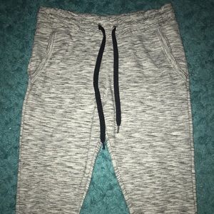 GREY SWEATPANTS